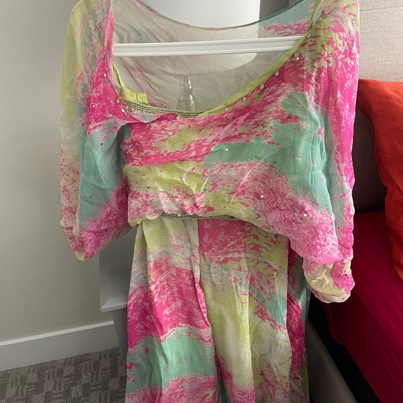 Indo western crop top & flared pant. Head turner! 💗 - Picture 4 of 4